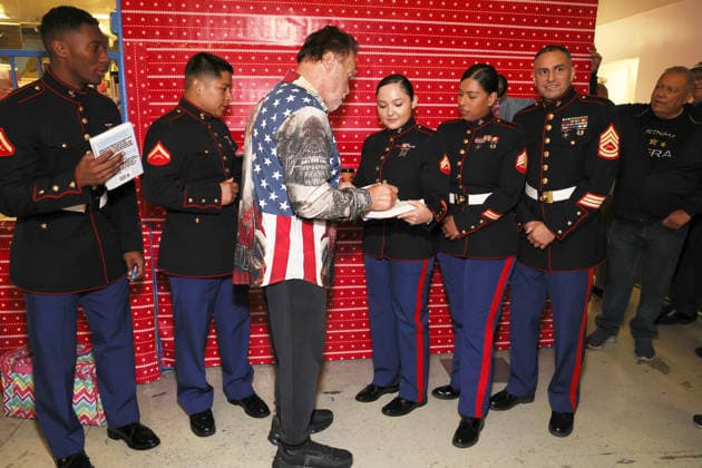 44th Annual Miracle on 1st Street Christmas Toy Giveaway at Hollenbeck Youth Center Featuring: Arnold Schwarzenegger, US Marines Where: Los Angeles, California, United States When: 13 Dec 2025 Credit: Faye s Vision Cover Images EDITORIAL USE ONLY. NOT FOR USE BY NEWSPAPERS BASED IN THE UK. Copyright: xx coverimg55336749