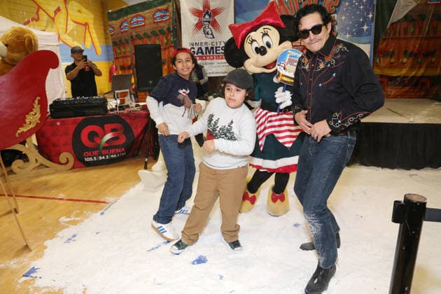44th Annual Miracle on 1st Street Christmas Toy Giveaway at Hollenbeck Youth Center Featuring: Gabriel Luna, Zacky Munoz Where: Los Angeles, California, United States When: 13 Dec 2025 Credit: Faye s Vision Cover Images EDITORIAL USE ONLY. NOT FOR USE BY NEWSPAPERS BASED IN THE UK. Copyright: xx coverimg55336761