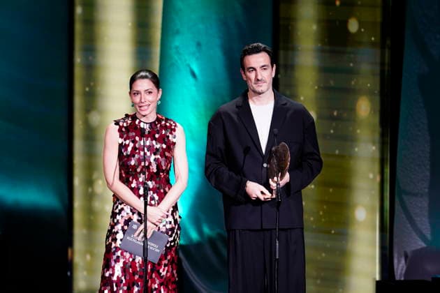 Gala of the 31st edition of the José María Forqué Awards Actors Miki Esparbé and Bárbara Lennie present an award during the gala of the 31st edition of the José María Forqué Awards, at the IFEMA Municipal Palace, on December 13, 2025, in Madrid Spain The José María Forqué Film Awards, known as Premios Forqué, were created in 1996 by the Entidad de Gestión de Derechos de los Productores Audiovisuales Egeda to honor the memory of José María Forqué, a leading figure in Spanish filmmaking and the first president of Egeda EGEDA created the award with the aim of disseminating the importance of the Spanish audiovisual industry and promoting the figure of the film producer 13 DECEMBER 2025 A Pé Madrid Madrid Espana  Copyright: xA.xPÃ rezxMecax 7168616