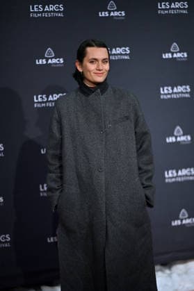 Opening Ceremony - Les Arcs Film Festival. FC LES ARCS, FRANCE - DECEMBER 13 Ella Rumpf attends the Opening Ceremony of the Les Arcs Film Festival on December 13, 2025 in Les Arcs, France.. Photo by Franck Castel ABACAPRESS.COM Les Arcs France  Copyright: xCastelxFranck ABACAx