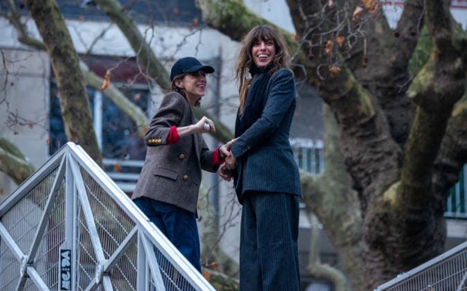 Inauguration of The Jane Birkin Footbridge - Paris Charlotte Gainsbourg, Lou Doillon attending the inauguration of the footbridge « Jane Birkin » in Paris, France on December 13, 2025. Photo by Denis Prezat ABACAPRESS.COM Paris France  Copyright: xPrezatxDenis ABACAx