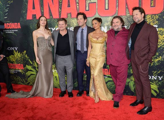 Anaconda Premiere - Los Angeles, USA LOS ANGELES, USA. December 13, 2025: Daniela Melchior, Steve Zahn, Paul Rudd, Thandiwe Newton, Jack Black & Selton Mello at the premiere of Anaconda at the United Theatre. Los Angeles CA USA  Copyright: xPaulxSmith Featureflashx