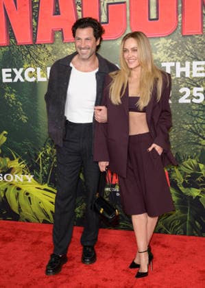 Anaconda Premiere - Los Angeles, USA LOS ANGELES, USA. December 13, 2025: Maksim Chmerkovskiy & Peta Murgatroyd at the premiere of Anaconda at the United Theatre. Los Angeles CA USA  Copyright: xPaulxSmith Featureflashx