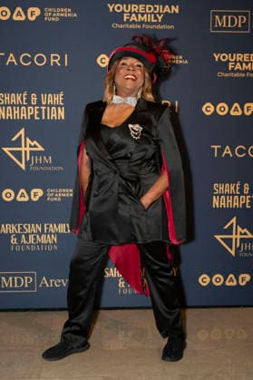 December 13, 2025, New York, New York, USA: Grammy AwardÃ¢â‚¬winning artist and 2025 COAF Lifetime Achievement Award recipient THELMA HOUSTON at the 22nd Annual COAF Holiday Gala, celebrating the Children of Armenia FundÃ¢â‚¬â ¢s work in rural Armenia. 13 December 2025 New York USA - ZUMAa265 20251213_zep_a265_024 Copyright: xEricxAcquayex