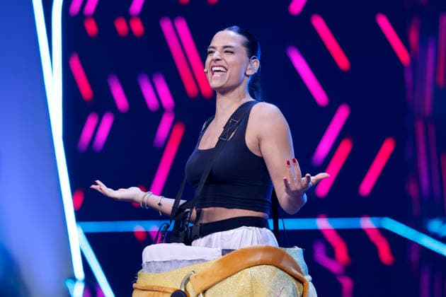Moderatorin Amira Aly belegte als Figur Eggi Platz 4 in der Prosieben-Show The Masked Singer in den MMC-Studios in Ossendorf. Köln, 13.12.2025 NRW Deutschland *** Presenter Amira Aly took 4th place as the character Eggi in the Prosieben show The Masked Singer at the MMC Studios in Ossendorf Cologne, 13 12 2025 NRW Germany Copyright: xChristophxHardtx