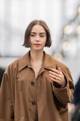 Emily in Paris cast - Paris Lily Collins arrives at Gare d’Austerlitz by the Orient Express in Paris, on December 14, 2025. Photo by Eliot Blondet ABACAPRES.COM Paris France France  Copyright: xBlondetxEliot ABACAx