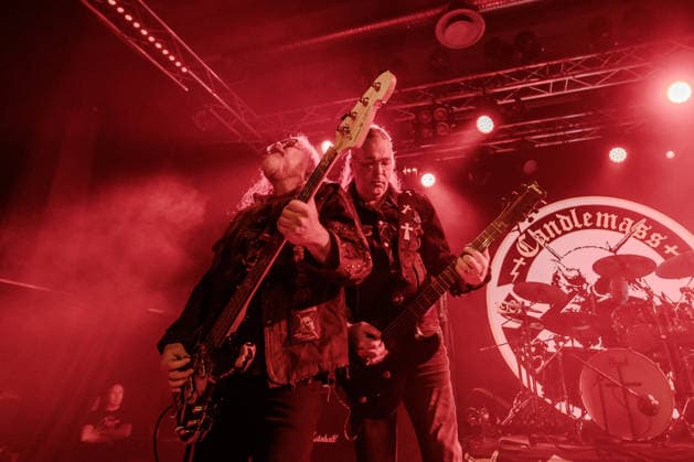 Candlemass live in Oslo, Norway Oslo, Norway. 13th, December 2025. The Swedish metal band Candlemass performs a live concert at Vulkan Arena in Oslo. Here bass player Leif Edling is seen live on stage with guitarist guitarist Mats Bjorkman. Norway, Oslo  Copyright: xGonzalesxPhoto KetilxMartinsenx