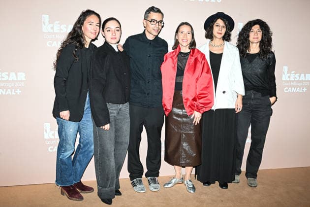 Photocall Courts Metrages Cesar 2026 in Paris FA (L-R) A guest, Luana Bajrami, Alexandre Singh, Natalie Musteata, Zar Amir Ebrahimi and a guest pose for a photocall during the Brunch of Courts Metrages Cesar 2026 in Paris on December 14, 2025. Photo by Firas Abdullah ABACAPRESS.COM Paris Ile-de-France France  Copyright: xAbdullahxFiras ABACAx