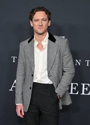 Searchlight Pictures™ ˜The Testament of Ann Lee™ Premiere Lewis Pullman arriving to the Los Angeles premiere of Searchlight Pictures™ The Testament of Ann Lee at the Linwood Dunn Theater on December 14, 2025 in Hollywood, Ca. Hollywood Linwood Dunn Theater California USA Copyright: xLisaxOConnor xAFF-USA.COMx