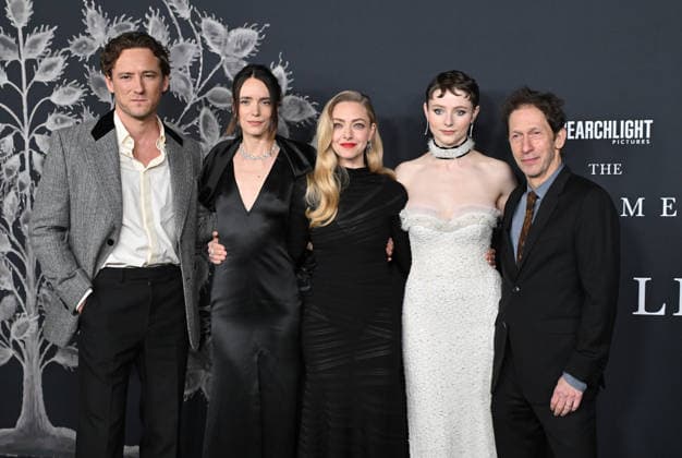 Searchlight Pictures™ ˜The Testament of Ann Lee™ Premiere Lewis Pullman, Stacy Martin, Amanda Seyfried, Tomasin Mckenzie and Tim Blake Nelson arriving to the Los Angeles premiere of Searchlight Pictures™ The Testament of Ann Lee at the Linwood Dunn Theater on December 14, 2025 in Hollywood, Ca. Hollywood Linwood Dunn Theater California USA Copyright: xLisaxOConnor xAFF-USA.COMx