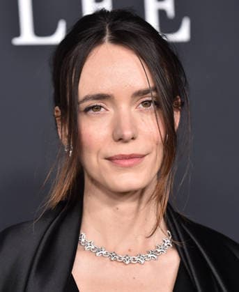 Searchlight Pictures™ ˜The Testament of Ann Lee™ Premiere Stacy Martin arriving to the Los Angeles premiere of Searchlight Pictures™ The Testament of Ann Lee at the Linwood Dunn Theater on December 14, 2025 in Hollywood, Ca. Hollywood Linwood Dunn Theater California USA Copyright: xLisaxOConnor xAFF-USA.COMx