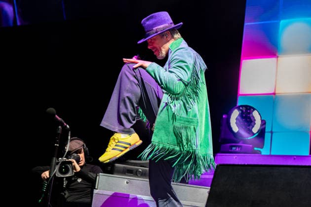 Jamiroquai live at The O2 Arena in London - 14 Dec 2025 Jay Kay and band Jamiroquai seen performing live on stage at the O2 Arena Funk and acid jazz band Jamiroquai lead by Jay Kay played a second date at London s O2 Arena on 14th December 2025 the last date of their The Heels Of Steel Tour London United Kingdom Copyright: xBonniexBritainx xSOPAxImagesx JKA04497