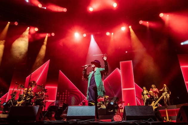December 14, 2025, London, United Kingdom: Jamiroquai lead by Jay Kay seen performing live on stage at the O2 Arena Funk and acid jazz band Jamiroquai lead by Jay Kay played a second date at London s O2 Arena on 14th December 2025 the last date of their The Heels Of Steel Tour London United Kingdom - ZUMAs197 20251214_aaa_s197_257 Copyright: xBonniexBritainx