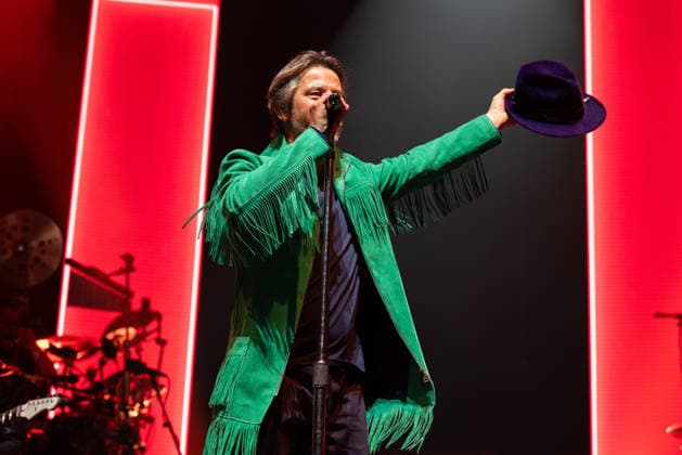 December 14, 2025, London, United Kingdom: Jay Kay and band Jamiroquai seen performing live on stage at the O2 Arena Funk and acid jazz band Jamiroquai lead by Jay Kay played a second date at London s O2 Arena on 14th December 2025 the last date of their The Heels Of Steel Tour London United Kingdom - ZUMAs197 20251214_aaa_s197_264 Copyright: xBonniexBritainx