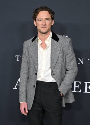 Searchlight Pictures™ ˜The Testament of Ann Lee™ Premiere Lewis Pullman arriving to the Los Angeles premiere of Searchlight Pictures™ The Testament of Ann Lee at the Linwood Dunn Theater on December 14, 2025 in Hollywood, Ca. Hollywood Linwood Dunn Theater California USA Copyright: xLisaxOConnor xAFF-USA.COMx
