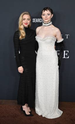 Searchlight Pictures™ ˜The Testament of Ann Lee™ Premiere Amanda Seyfried and Thomasin McKenzie arriving to the Los Angeles premiere of Searchlight Pictures™ The Testament of Ann Lee at the Linwood Dunn Theater on December 14, 2025 in Hollywood, Ca. Hollywood Linwood Dunn Theater California USA Copyright: xLisaxOConnor xAFF-USA.COMx