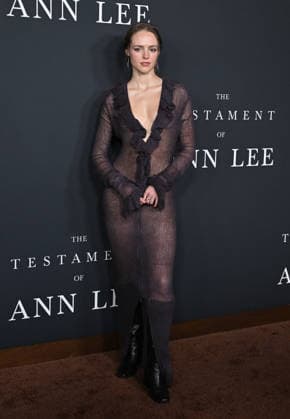 Searchlight Pictures™ ˜The Testament of Ann Lee™ Premiere Natalie Shinnick arriving to the Los Angeles premiere of Searchlight Pictures™ The Testament of Ann Lee at the Linwood Dunn Theater on December 14, 2025 in Hollywood, Ca. Hollywood Linwood Dunn Theater California USA Copyright: xLisaxOConnor xAFF-USA.COMx