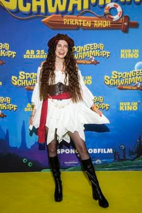 ABBberlin Klaudia Giez as a guest on the yellow carpet at the German premiere of SPONGEBOB SCHWAMMKOPF PIRATEN AHOI at the cinema in the Kulturbrauerei on 14 12 2025 Berlin Germany