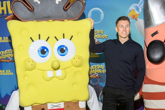 ABBberlin The Youtuber iCrimax Maximilian Schuster as a guest on the yellow carpet at the German premiere of SPONGEBOB SCHWAMMKOPF PIRATEN AHOI at the cinema in the Kulturbrauerei on 14 12 2025 Berlin Germany