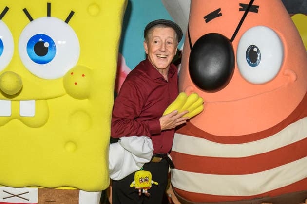 ABBberlin Santiago Ziesmer German dubbing voice guest on the yellow carpet at the German premiere of SPONGEBOB SCHWAMMKOPF PIRATEN AHOI at the cinema in the Kulturbrauerei on 14 12 2025 Berlin Germany