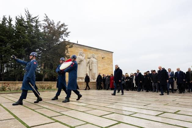 Turkish Foreign Minister Hakan Fidan ANKARA, TURKIYE - DECEMBER 15: Turkish Foreign Minister Hakan Fidan visits the Anitkabir, the mausoleum of Turkish Republic s Founder Mustafa Kemal Ataturk, with Turkish Ambassadors before the official opening ceremony of the 16th Ambassadors Conference, organized by the Turkish Foreign Ministry under the theme A Foreign Policy that Produces Peace, Stability and Prosperity, in Ankara, Turkiye on December 15, 2025. Murat Gok Anadolu Ankara Turkey. Editorial use only. Please get in touch for any other usage.  Copyright: x2025xAnadoluxMuratxGokx