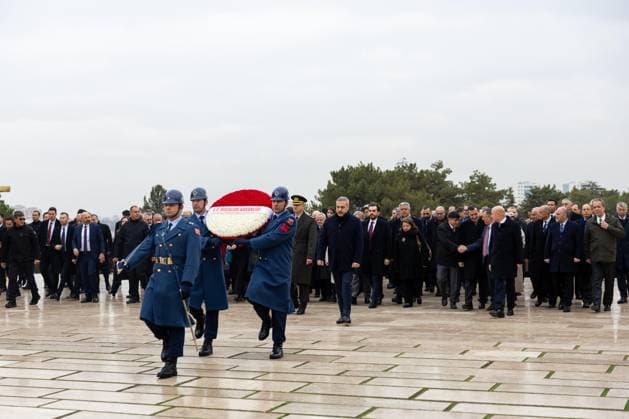 Turkish Foreign Minister Hakan Fidan ANKARA, TURKIYE - DECEMBER 15: Turkish Foreign Minister Hakan Fidan visits the Anitkabir, the mausoleum of Turkish Republic s Founder Mustafa Kemal Ataturk, with Turkish Ambassadors before the official opening ceremony of the 16th Ambassadors Conference, organized by the Turkish Foreign Ministry under the theme A Foreign Policy that Produces Peace, Stability and Prosperity, in Ankara, Turkiye on December 15, 2025. Murat Gok Anadolu Ankara Turkey. Editorial use only. Please get in touch for any other usage.  Copyright: x2025xAnadoluxMuratxGokx