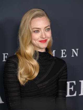 Testament of Ann Lee Premiere - Los Angeles, USA LOS ANGELES, USA. December 14, 2025: Amanda Seyfried at the premiere of The Testament of Ann Lee at the Linwood Dunn Theatre. Los Angeles CA USA  Copyright: xPaulxSmith Featureflashx