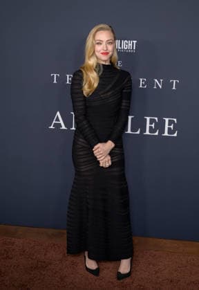 Testament of Ann Lee Premiere - Los Angeles, USA LOS ANGELES, USA. December 14, 2025: Amanda Seyfried at the premiere of The Testament of Ann Lee at the Linwood Dunn Theatre. Los Angeles CA USA  Copyright: xPaulxSmith Featureflashx