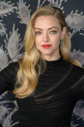 Testament of Ann Lee Premiere - Los Angeles, USA LOS ANGELES, USA. December 14, 2025: Amanda Seyfried at the premiere of The Testament of Ann Lee at the Linwood Dunn Theatre. Los Angeles CA USA  Copyright: xPaulxSmith Featureflashx