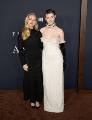 Testament of Ann Lee Premiere - Los Angeles, USA LOS ANGELES, USA. December 14, 2025: Amanda Seyfried & Thomasin McKenzie at the premiere of The Testament of Ann Lee at the Linwood Dunn Theatre. Los Angeles CA USA  Copyright: xPaulxSmith Featureflashx