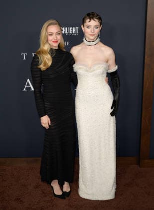 Testament of Ann Lee Premiere - Los Angeles, USA LOS ANGELES, USA. December 14, 2025: Amanda Seyfried & Thomasin McKenzie at the premiere of The Testament of Ann Lee at the Linwood Dunn Theatre. Los Angeles CA USA  Copyright: xPaulxSmith Featureflashx