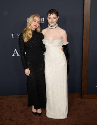 Testament of Ann Lee Premiere - Los Angeles, USA LOS ANGELES, USA. December 14, 2025: Amanda Seyfried & Thomasin McKenzie at the premiere of The Testament of Ann Lee at the Linwood Dunn Theatre. Los Angeles CA USA  Copyright: xPaulxSmith Featureflashx