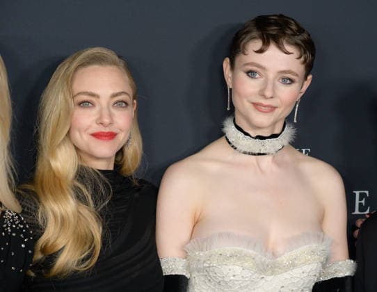 Testament of Ann Lee Premiere - Los Angeles, USA LOS ANGELES, USA. December 14, 2025: Amanda Seyfried & Thomasin McKenzie at the premiere of The Testament of Ann Lee at the Linwood Dunn Theatre. Los Angeles CA USA  Copyright: xPaulxSmith Featureflashx