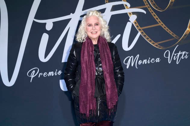 Loretta Goggi at the Il Vitti 2025 award ceremony at the Centro Congressi Roma La Nuvola Rome, 14 12 2025 Foto:xA.xM.xTinghinox xFuturexImagex vitti_5240