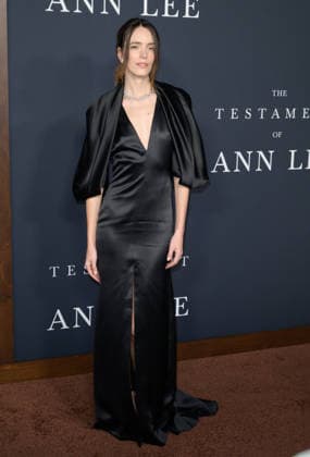 Premiere of The Testament of Ann Lee in Los Angeles LOS ANGELES, USA December 14, 2025 Stacy Martin at the premiere of The Testament of Ann Lee at the Linwood Dunn Theatre Picture Paul Smith Featureflash 451556 2025 12 14 CA Los Angeles  Copyright: xPaulxSmithx xFeaturesxFlashx xStarfacex STAR_451556_152