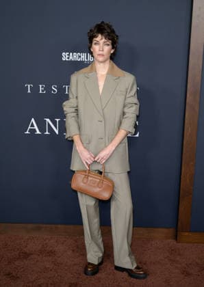 Premiere of The Testament of Ann Lee in Los Angeles LOS ANGELES, USA December 14, 2025 Celia Rowlson Hall at the premiere of The Testament of Ann Lee at the Linwood Dunn Theatre Picture Paul Smith Featureflash 451556 2025 12 14 CA Los Angeles  Copyright: xPaulxSmithx xFeaturesxFlashx xStarfacex STAR_451556_174
