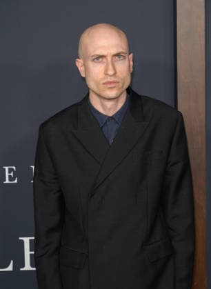 Premiere of The Testament of Ann Lee in Los Angeles LOS ANGELES, USA December 14, 2025 Daniel Blumberg at the premiere of The Testament of Ann Lee at the Linwood Dunn Theatre Picture Paul Smith Featureflash 451556 2025 12 14 CA Los Angeles  Copyright: xPaulxSmithx xFeaturesxFlashx xStarfacex STAR_451556_179