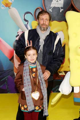 Oliver Korittke with daughter Frida at the premiere of the movie SpongeBob SquarePants Pirates Ahoy at the cinema in the KulturBrauerei Berlin, 14 12 2025 Foto:xAgenturxWehnertx xGränzdörferx xFuturexImagex spongebob_5231