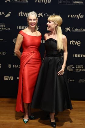 Photocall prior to the Gala of the Academy of Performing Arts of Spain Actress Belén Rueda i and the president of the Academy, Cayetana Guillén Cuervo d , pose during the photocall prior to the Gala of the Academy of Performing Arts of Spain, at the Teatro Calderón, on December 15, 2025, in Valladolid, Castilla y León Spain The Academy of Performing Arts of Spain, with the collaboration of the Municipal Foundation of Culture of Valladolid, celebrates its Gold Medals and Distinctions of Honor Award Ceremony, a recognition to individuals or entities with an outstanding professional career in the field of performing arts DECEMBER 15, 2025 VALLADOLID CASTILLA Y LEÓN GALA ACADEMY OF PERFORMING ARTS SPAIN PHOTOCALL GOLD MEDALS DISTINCTIONS OF HO Copyright: xPhotogenic ClaudiaxAlbax 7171739