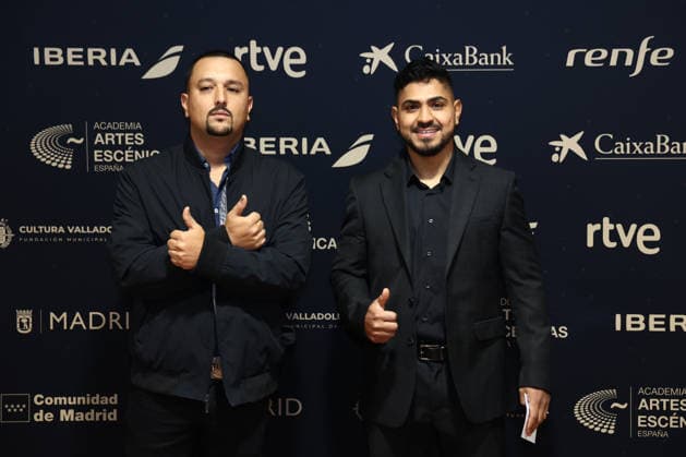Photocall prior to the Gala of the Academy of Performing Arts of Spain The gold medal winners of GRUPO DE TEATRO LA TÍA NORICA, COMUNA 13 of Medellín pose during the photocall prior to the Gala of the Academy of Performing Arts of Spain, at the Teatro Calderón, on December 15, 2025, in Valladolid, Castilla y León Spain The Academy of Performing Arts of Spain, with the collaboration of the Municipal Foundation of Culture of Valladolid, Spain, with the collaboration of the Municipal Foundation of Culture of Valladolid, celebrates its Gold Medals and Distinctions of Honor Award Ceremony, a recognition to individuals or entities with an outstanding professional career in the field of performing arts DECEMBER 15, 2025 VALLADOLID CASTILLA Y LEÓN Copyright: xPhotogenic ClaudiaxAlbax 7171768