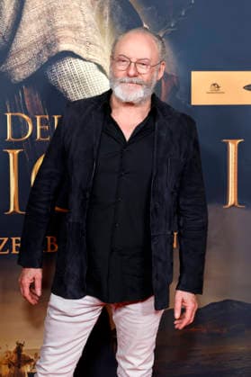 Actor Liam Cunningham at the world premiere of the film The Medicus II in the Cinedom Cologne, 15 12 2025 NRW Germany Copyright: xChristophxHardtx