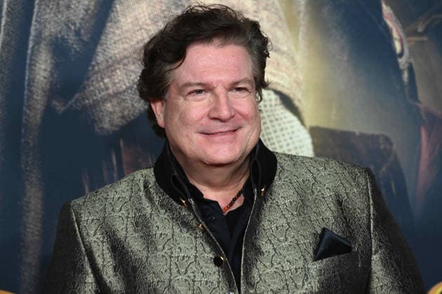 Francis FULTON SMITH, actor, portrait, portrait, portrait, cropped single image, single motif, red carpet, red carpet show, arrival, film premiere DER MEDICUS 2 on 15 12 2025 at the Cinedom cinema in Cologne,