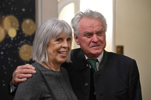 Sepp MAIER with wife Monika Advent concert of the Bavarian State Premier on 15 12 2025 at the Cuvillies Theater in the Residence in Munich