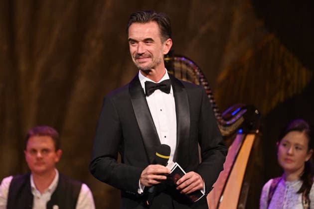 Florian SILBEREISEN presenter,actor,musician single image,cropped single motif,half figure,half figure Advent concert of the Bavarian Minister President on 15 12 2025 at the Cuvillies Theater in the Residenz in Munich
