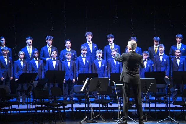 Regensburger Domspatzen,Young Choir, Advent Concert of the Bavarian State Premier on 15 12 2025 at the Cuvillies Theater in the Residence in Munich