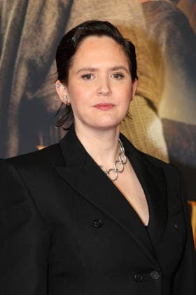 Emily Cox at the movie premiere of The Medicus 2 on 15 12 2025 in Cologne The Medicus 2 movie premiere in Cologne