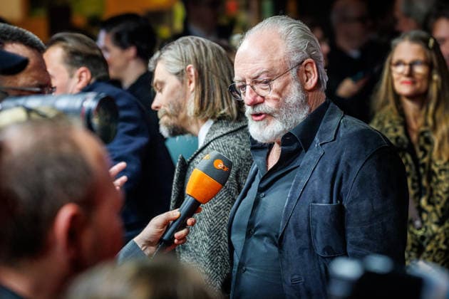 15 12 2025 Cologne World premiere of the historical film DER MEDICUS 2 at Cinedom Cologne Red Carpet Here Liam Cunningham Cologne Cinedom North Rhine-Westphalia Germany
