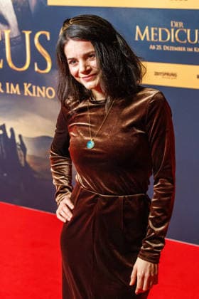 15 12 2025 Cologne World premiere of the historical film DER MEDICUS 2 at Cinedom Cologne Red Carpet Here Joyce Ilg Cologne Cinedom North Rhine-Westphalia Germany