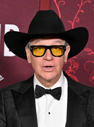 ˜The Housemaid™ Los Angeles Premiere Paul Feig arriving to The Housemaid Los Angeles premiere held at the TCL Chinese Theatre on December 15, 2025 in Hollywood, Ca. Hollywood TCL Chinese Theatre California USA Copyright: xStarbuck AFF-USA.COMx