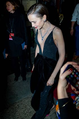 Lily Collins The cast and crew of the series Emily in Paris gather at Maxim s after the premiere of season 5 at the Grand Rex in Paris on 15 December 2025 Yoann Ouahcene Bestimage The cast and crew of the series Emily in Paris gather at Maxim s after the premiere of season 5 at the Grand Rex in Paris on 15 December 2025 Paris Bolivia  Copyright: xYoannxOuahcenex xBestimagexYoannxOuahcenex xBestimagex